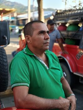 Voluntario 2-min Voluntario 2-min